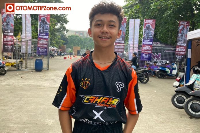 Cahaya X Toko8 Perkecil Fokus 1 Pembalap