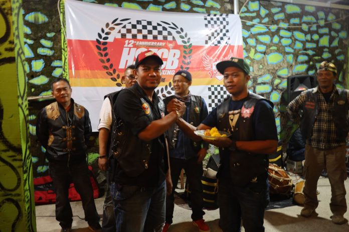 Ratusan Bikers Meriahkan 12th Anniversary Honda StreetFire Club Bandung
