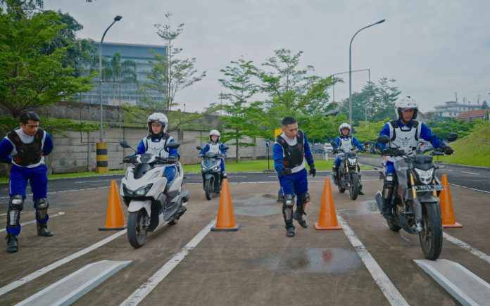 DAM Siapkan Putra Putri Terbaik Jawa Barat untuk Astra Honda Safety Riding Competition 2025 (1) DAM Siapkan Putra Putri Terbaik Jawa Barat untuk Astra Honda Safety Riding Competition 2025