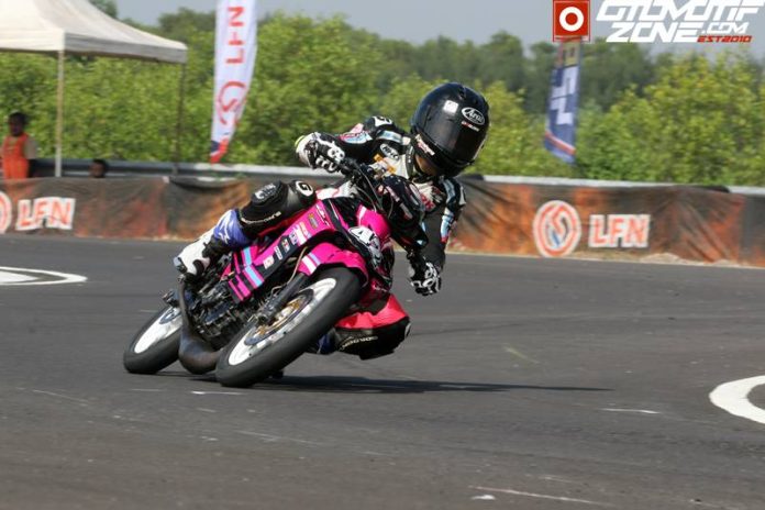 Dramatis! Hafid Pratama Tercepat di Tengah Eliminasi Sengit Kelas UB130 2T LFN Road Race Surabaya
