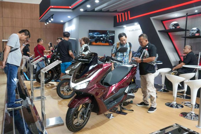 PCX160 Roadsync Jadi Primadona di GIIAS 2025