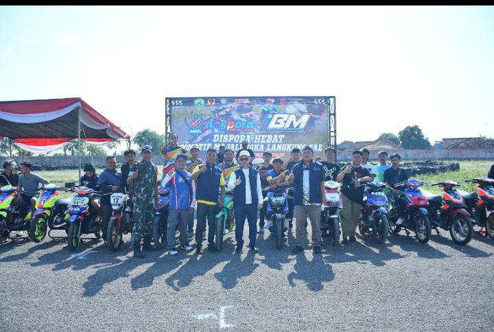Kadispora kabupaten Majalengka pagi pagi sudah di sirkuit