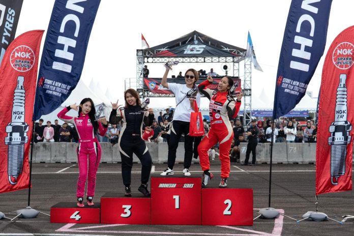 Ayuni Widya Kusuma Bersinar di Indonesian Drift Series Round 4 Meikarta Speedway