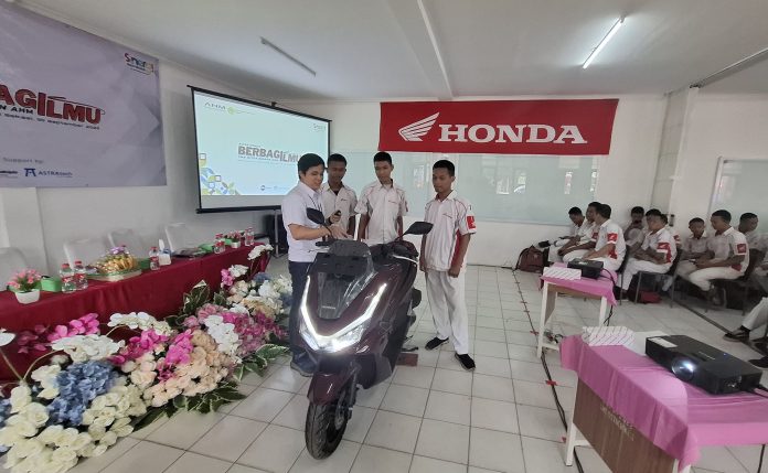 Astra Honda Berbagi Ilmu