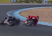 Suhu Memanas, Bulega Senggol Toprak Sampai Terjatuh Di Superpole Race WSBK Jerez