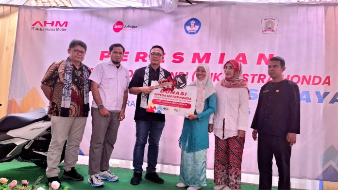 DAM Resmikan SMK Teladan Kertasemaya Indramayu