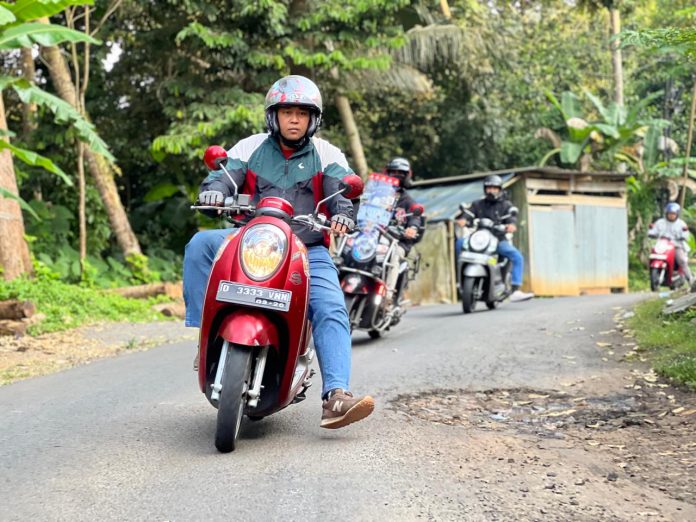 Cara Aman Melewati Lubang Jalan yang Tidak Sempat Terhindari Cara Aman Melewati Lubang Jalan yang Tidak Sempat Terhindari