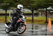 Tips Merawat Sepeda Motor di Musim Hujan Tips Merawat Sepeda Motor di Musim Hujan