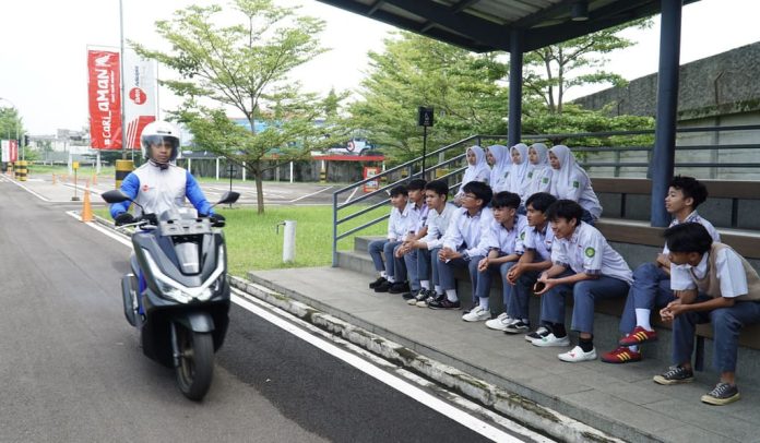 Reaction Braking, Skill Dasar Penting untuk Keselamatan Berkendara