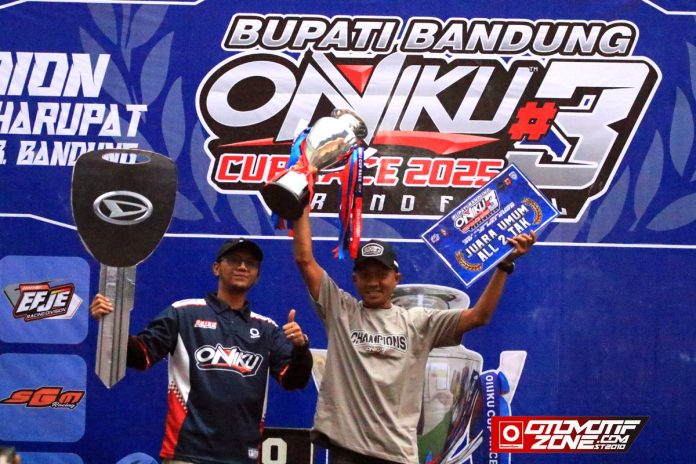 Para Peraih Gelar Juara Umum ONIKU Cup Race 2025 Grand Final Si Jalak Harupat (1) Para Peraih Gelar Juara Umum ONIKU Cup Race 2025 dapat Mobil