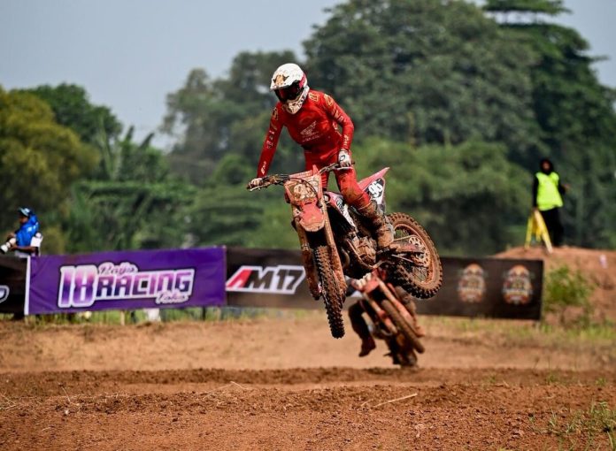 Valrossi dan CRF250R Melesat di Kejurnas Motocross Bekasi (2) Valrossi dan CRF250R Melesat di Kejurnas Motocross Bekasi