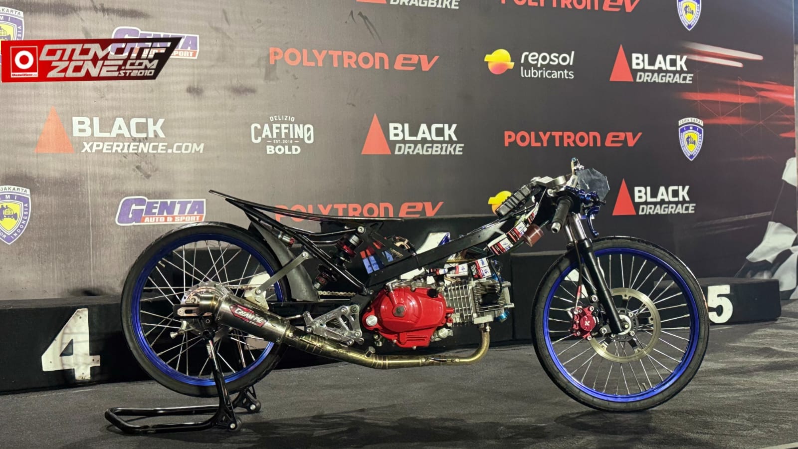 Bikin Kejutan! Jupi 130cc Garapan TJS Kediri Langsung Sabet Podium Pertama Bareng Fachry Komeng!